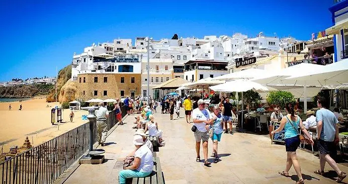 Sweet 阿尔布费拉